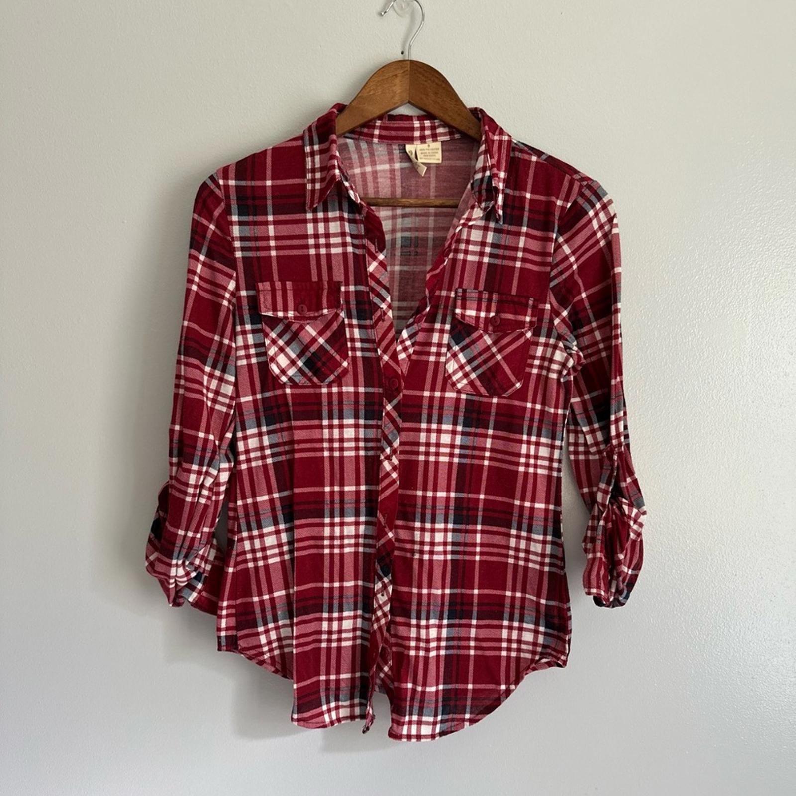 Passport Red Plaid Button Down Shirt Size Small