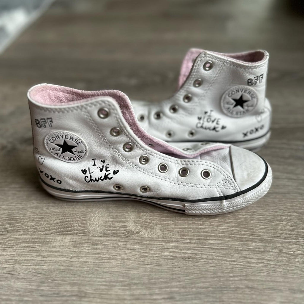 Panda Converse All Stars Chuck Taylor’s for girls Size 2