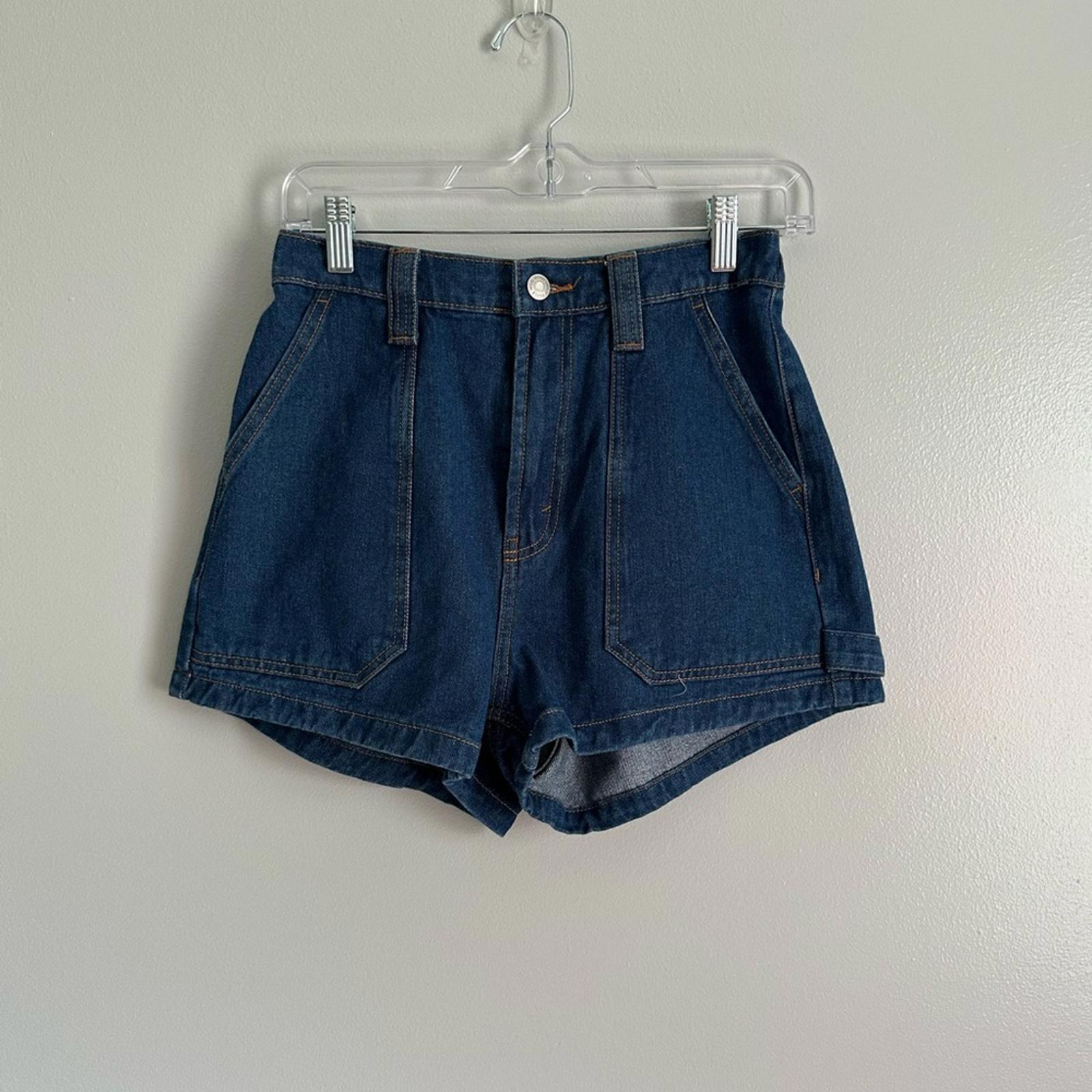 Super High Rise Utility Shorts Size 2 Extra Large Pockets