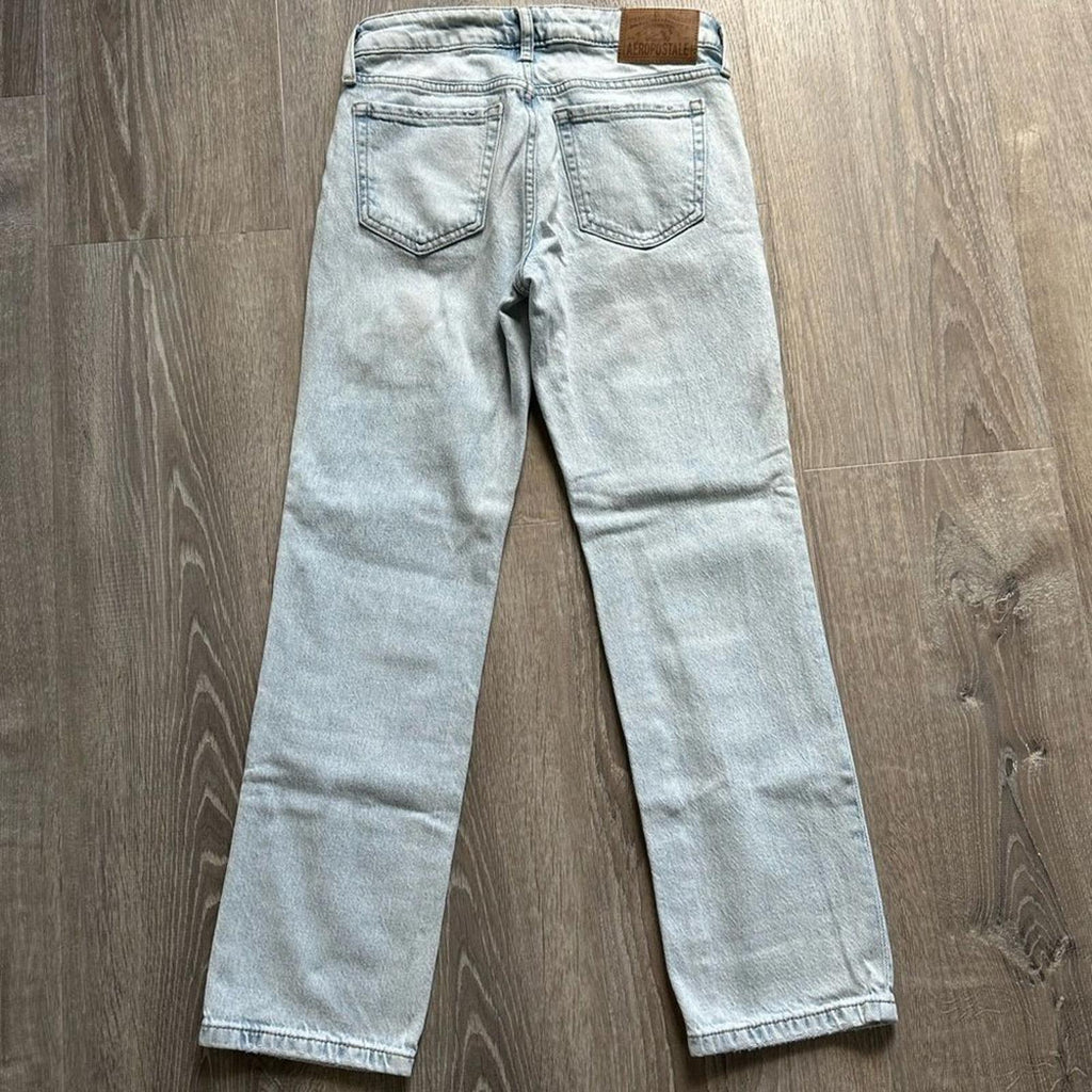 Aeropostale MidRise Ankle Straight Distressed Jeans Size 0R