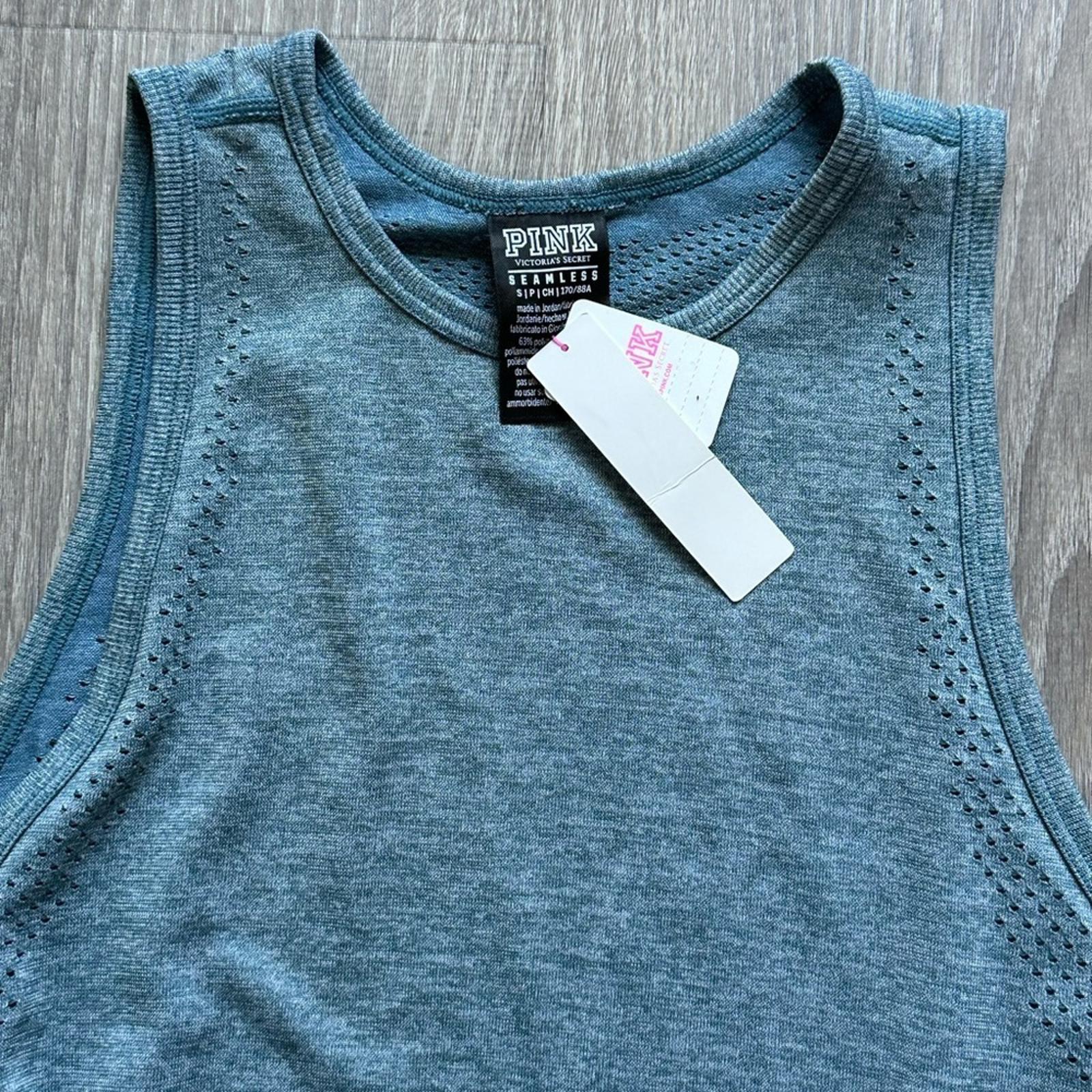 Victoria's Secret PINK Seamless Racerback Perforated Tank Size Small NWT