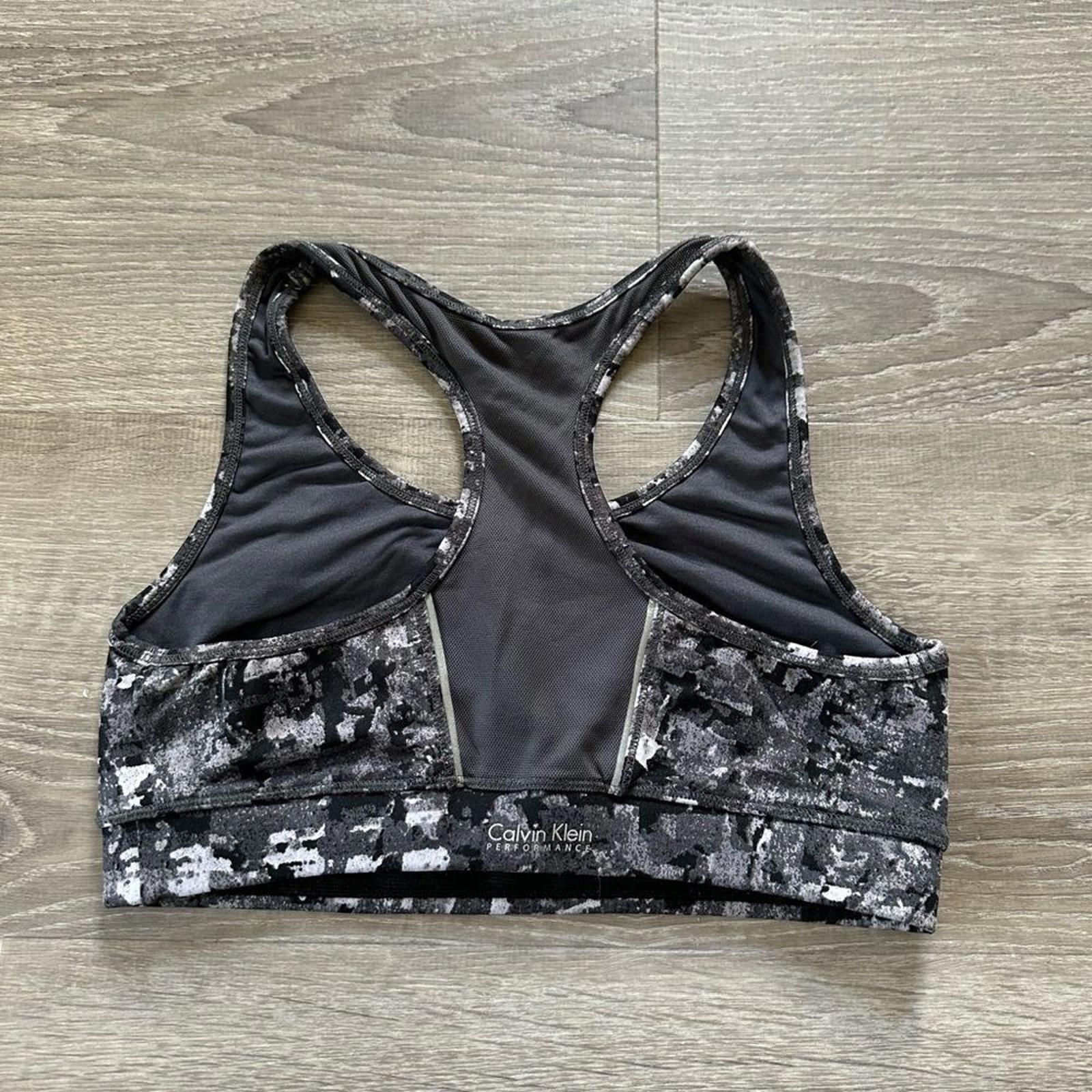 Calvin Klein Quick Dry Performance WireFree Splatter Sport Bra Small