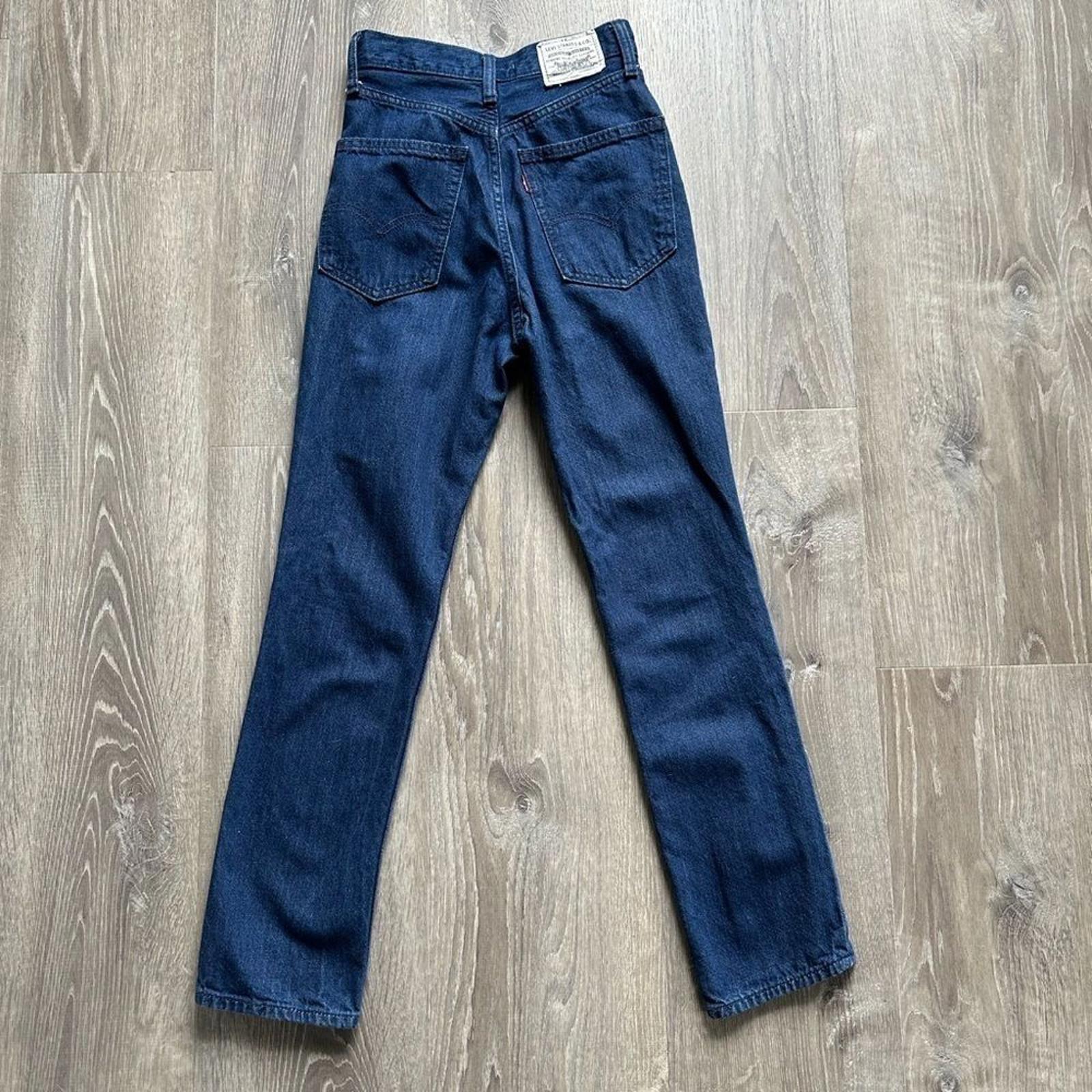 Levi’s Wellthread Vintage 70s High Slim Straight White Label BIG E Jeans Size 23