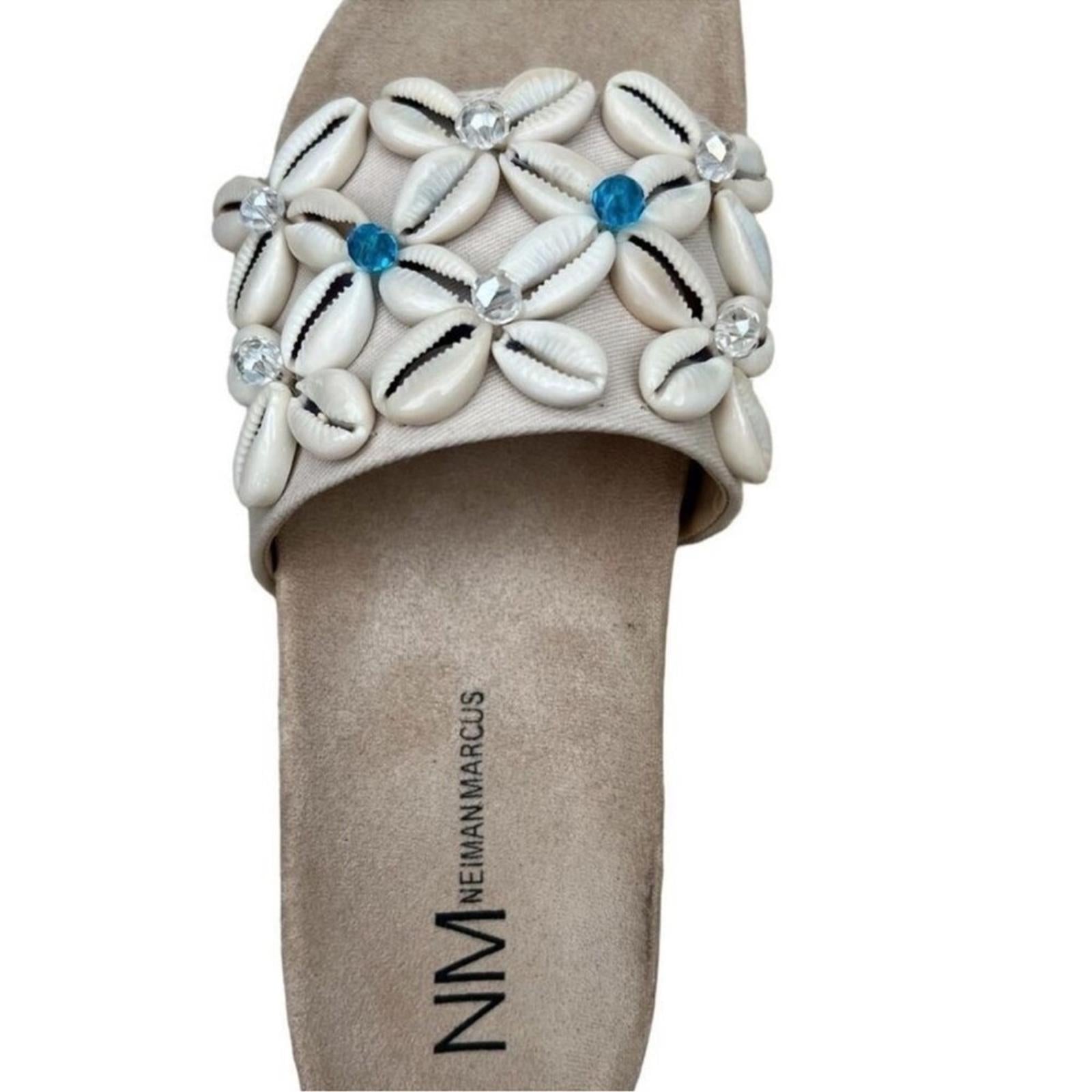 Neiman Marcus Alyssa Tan Sandals with Shell Pattern Size 7.5