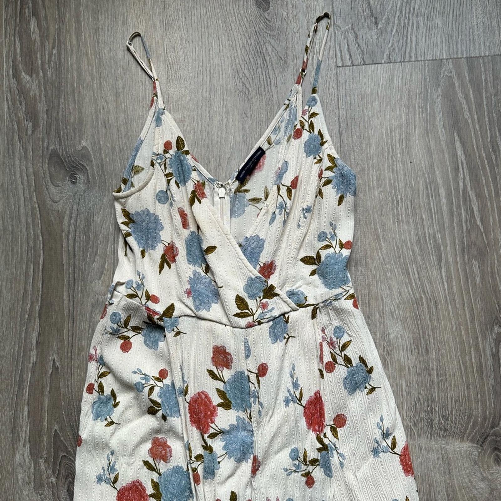 American Eagle Floral Print Tank Jumpsuit Front Slits Size 2