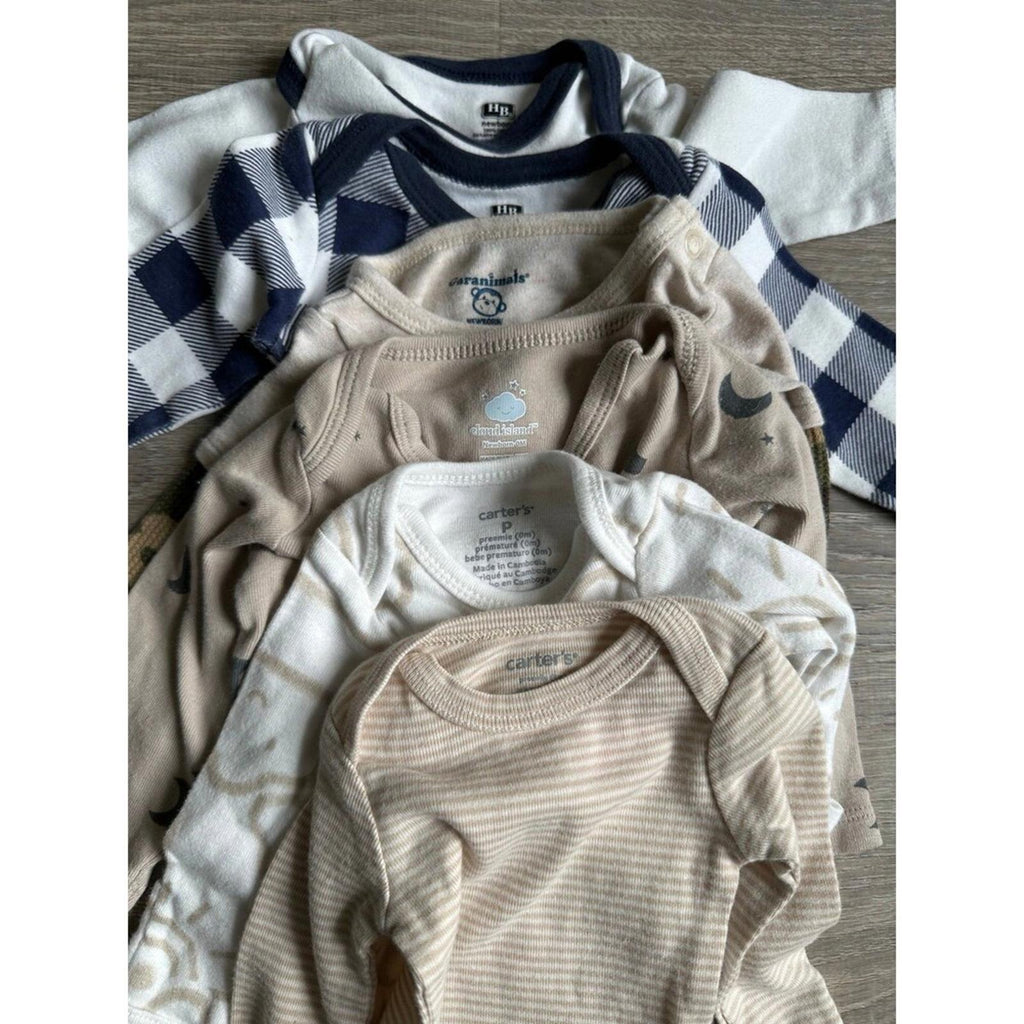 4 Longsleeved Boy Onesies EUC Newborn