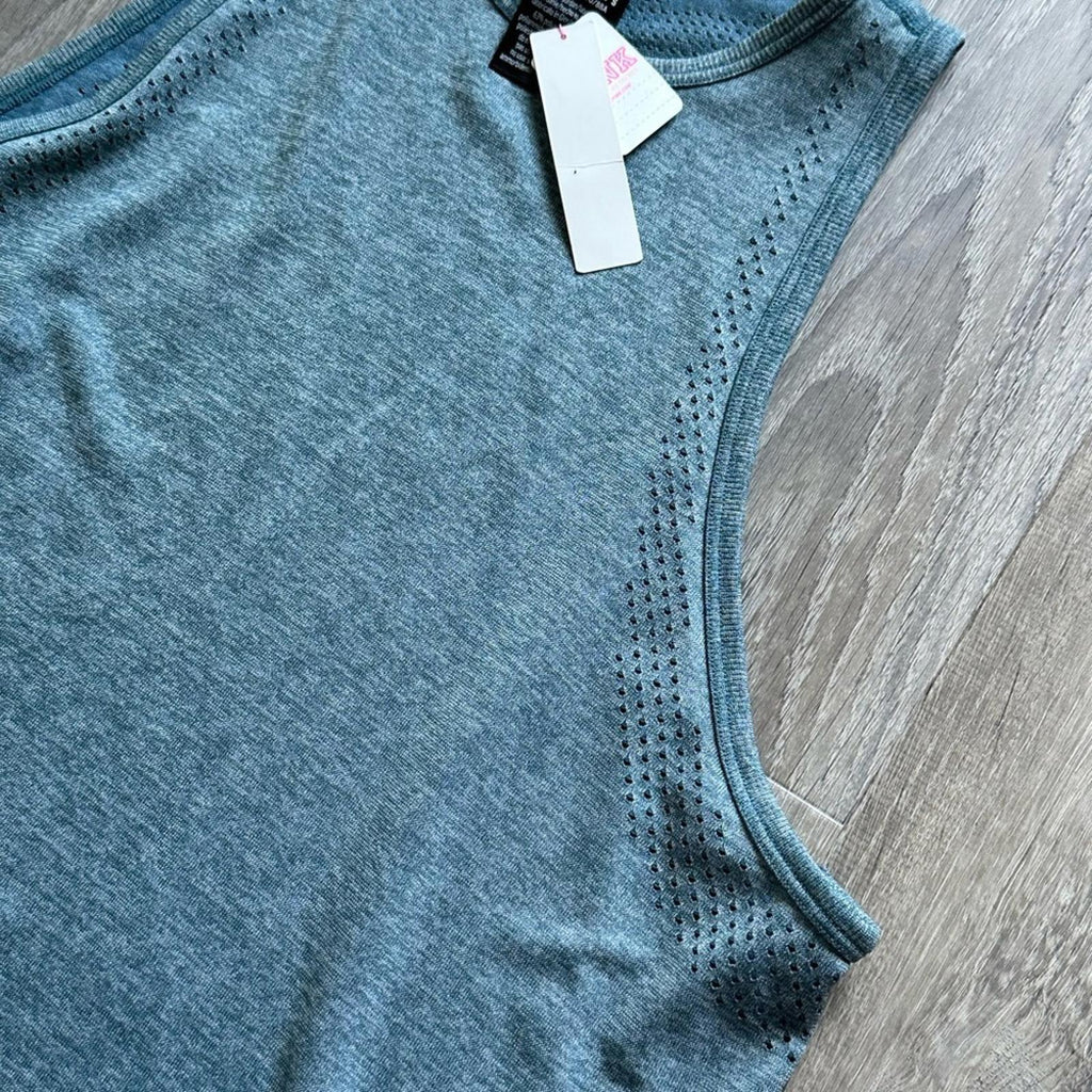 Victoria's Secret PINK Seamless Racerback Perforated Tank Size Small NWT