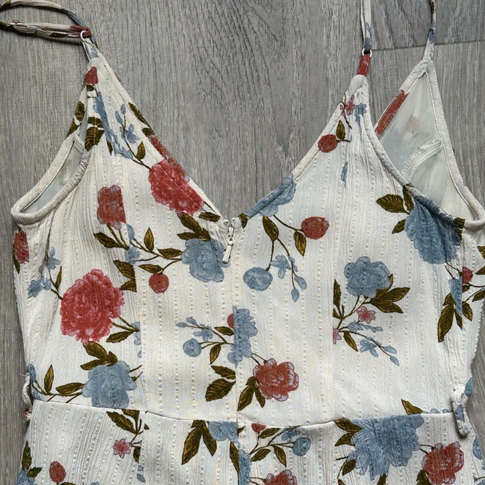 American Eagle Floral Print Tank Jumpsuit Front Slits Size 2