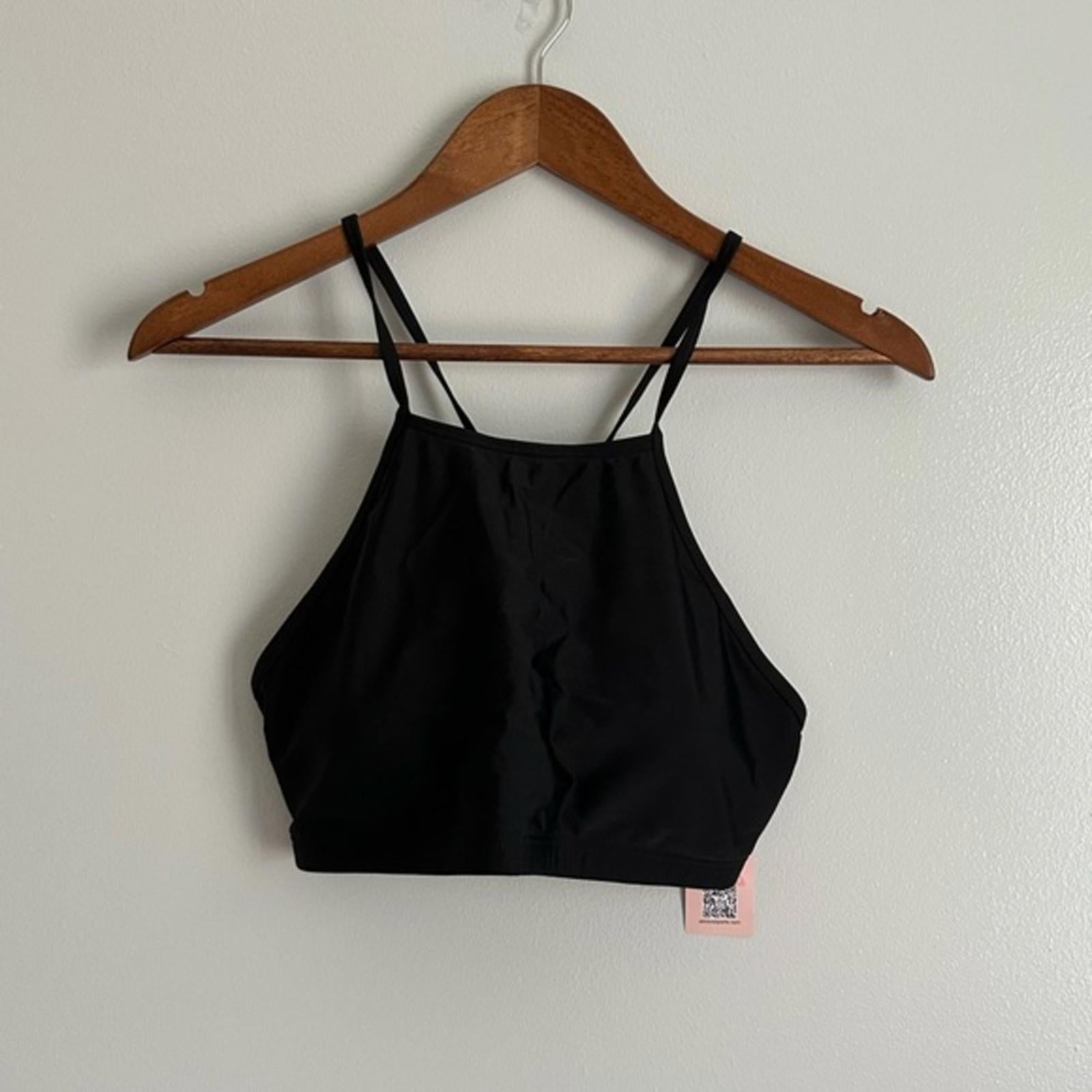 Black Sports Bra NWT Size Large