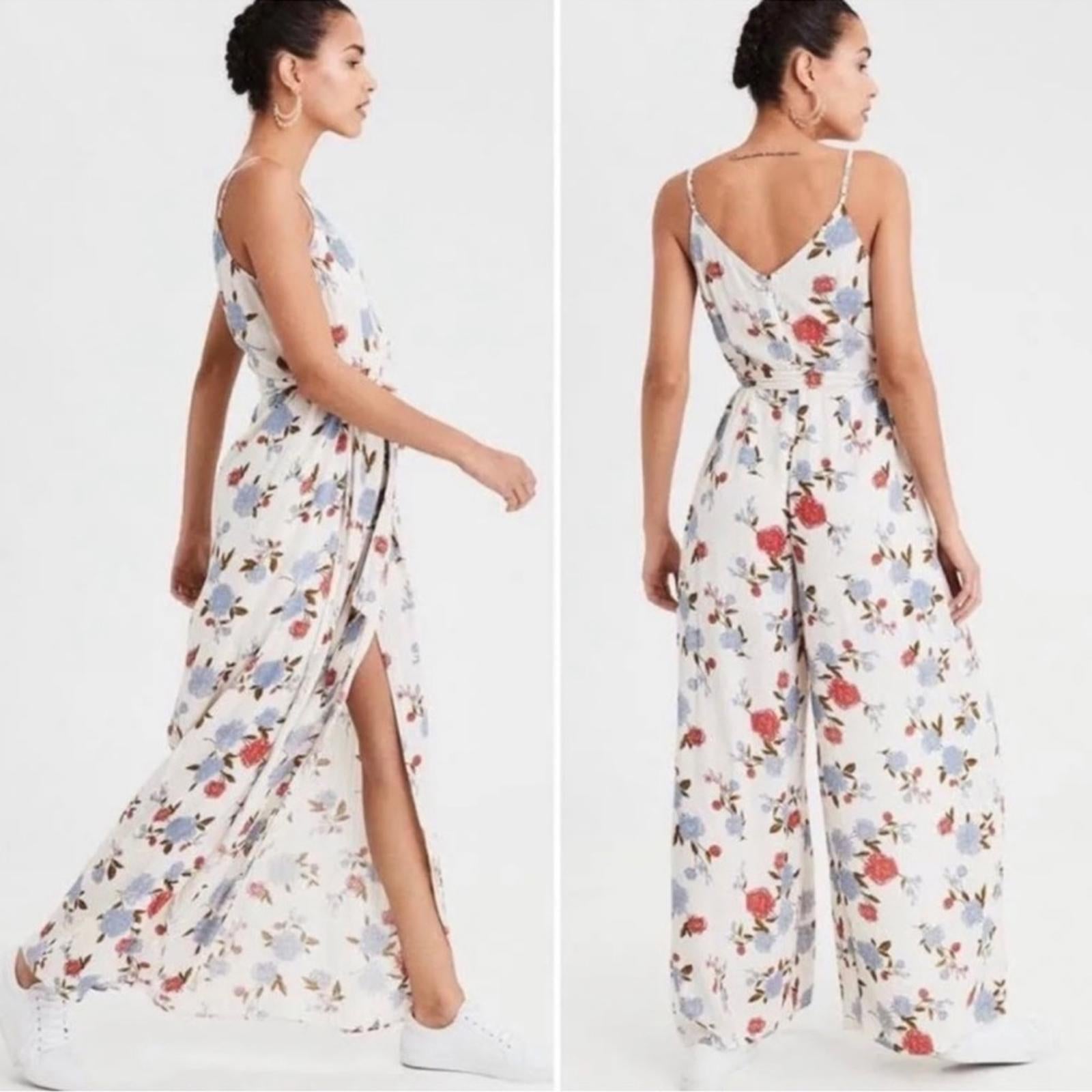 American Eagle Floral Print Tank Jumpsuit Front Slits Size 2