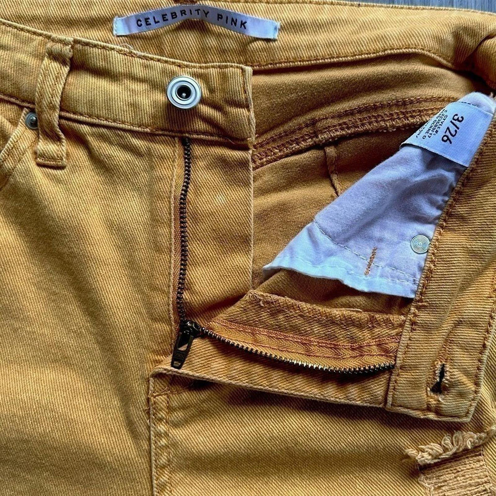 Celebrity Pink Distressed Cropped Jean Size 3 / 26
