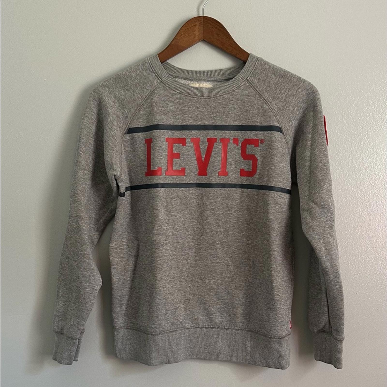 Levi’s Retro Gray Crew Neck Sweater Boys Size Large 12-13