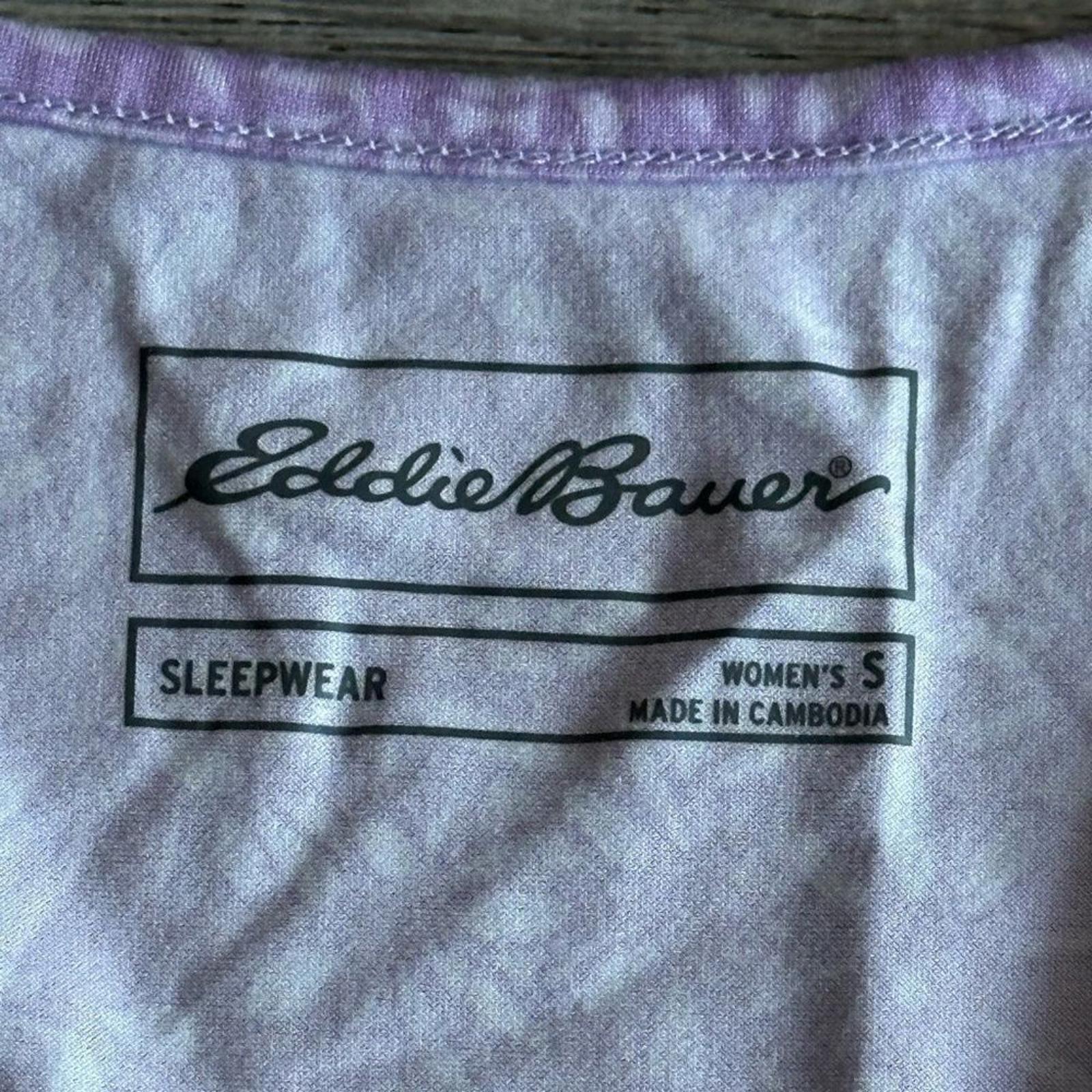 Eddie Bauer Lilac Flower V Neck Tank Top Size Small