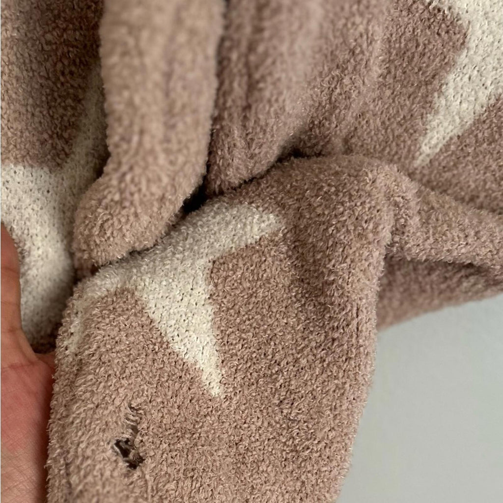 Moon & Madison Super Soft Star Patterned Women's Sweater Small