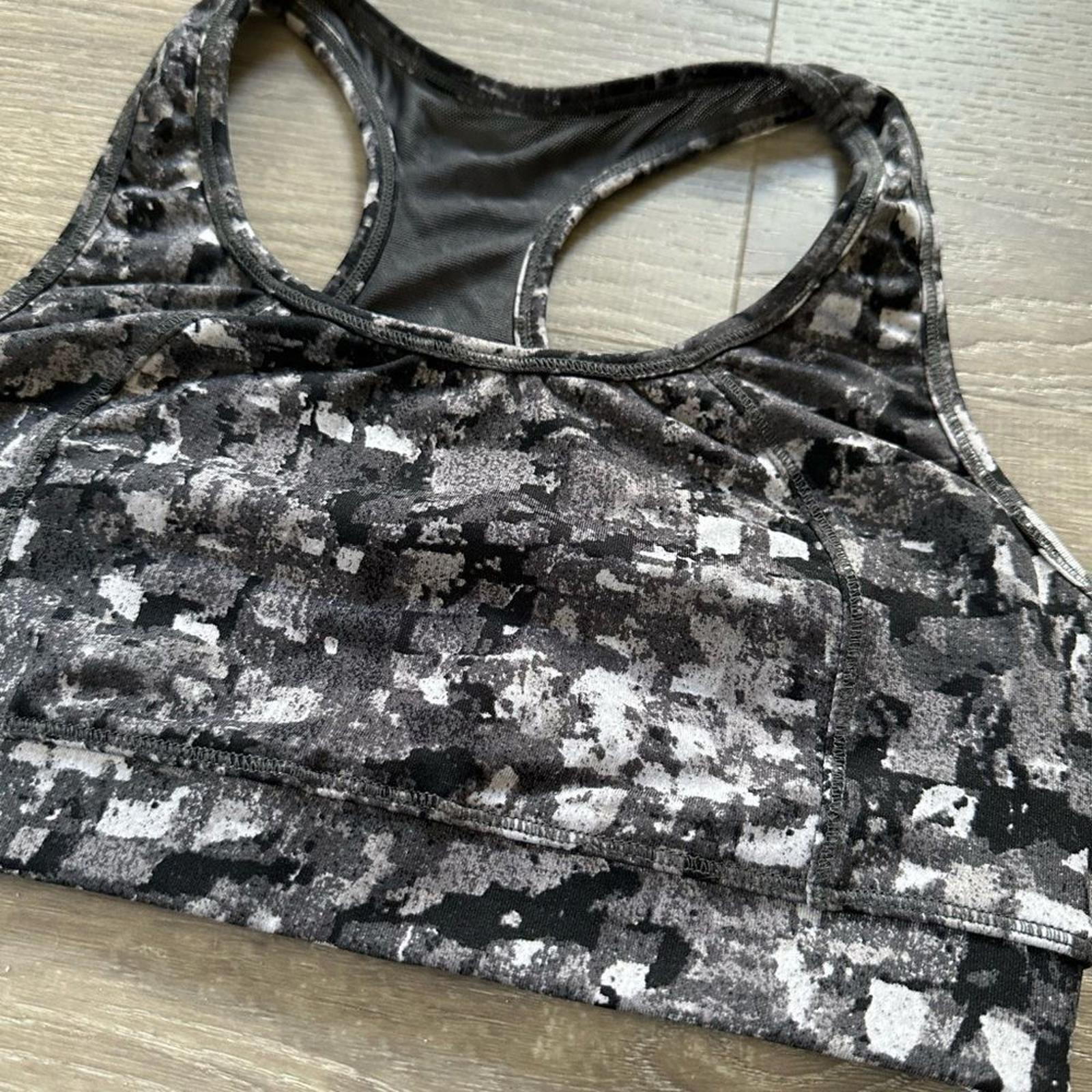 Calvin Klein Quick Dry Performance WireFree Splatter Sport Bra Small