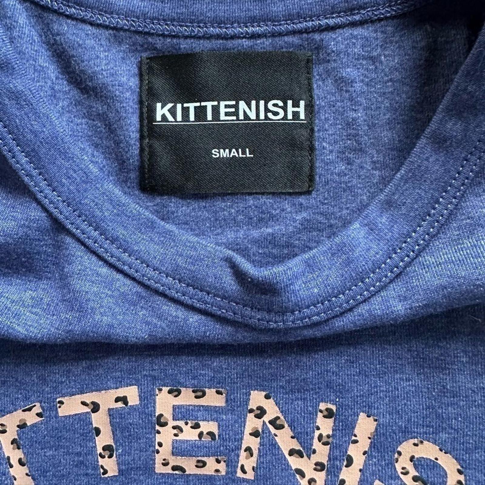 Kittenish Babe Long Sleeved Crop Top Size Small