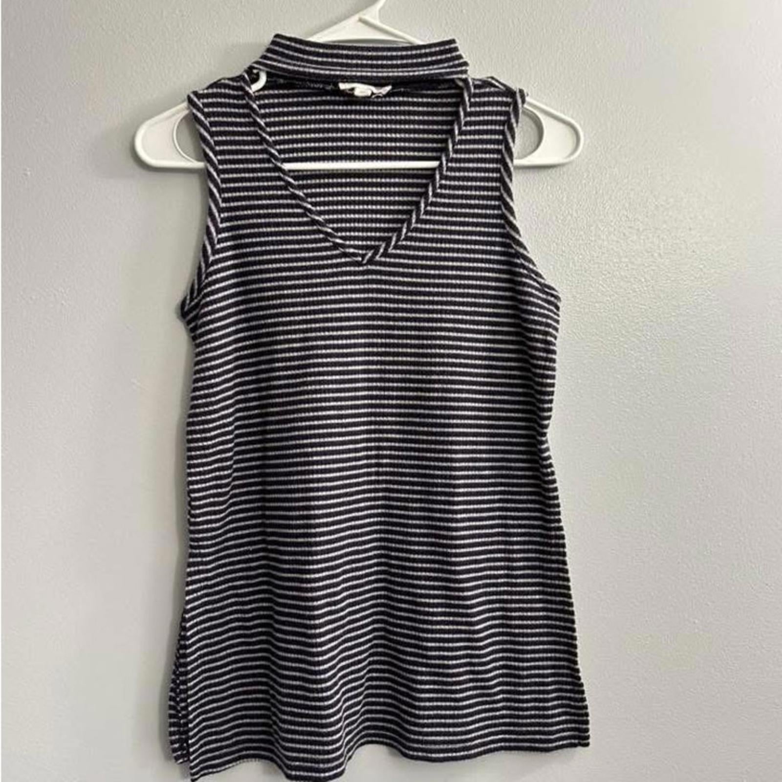Cloud chaser Choker style slit V Neck Striped tank XS
