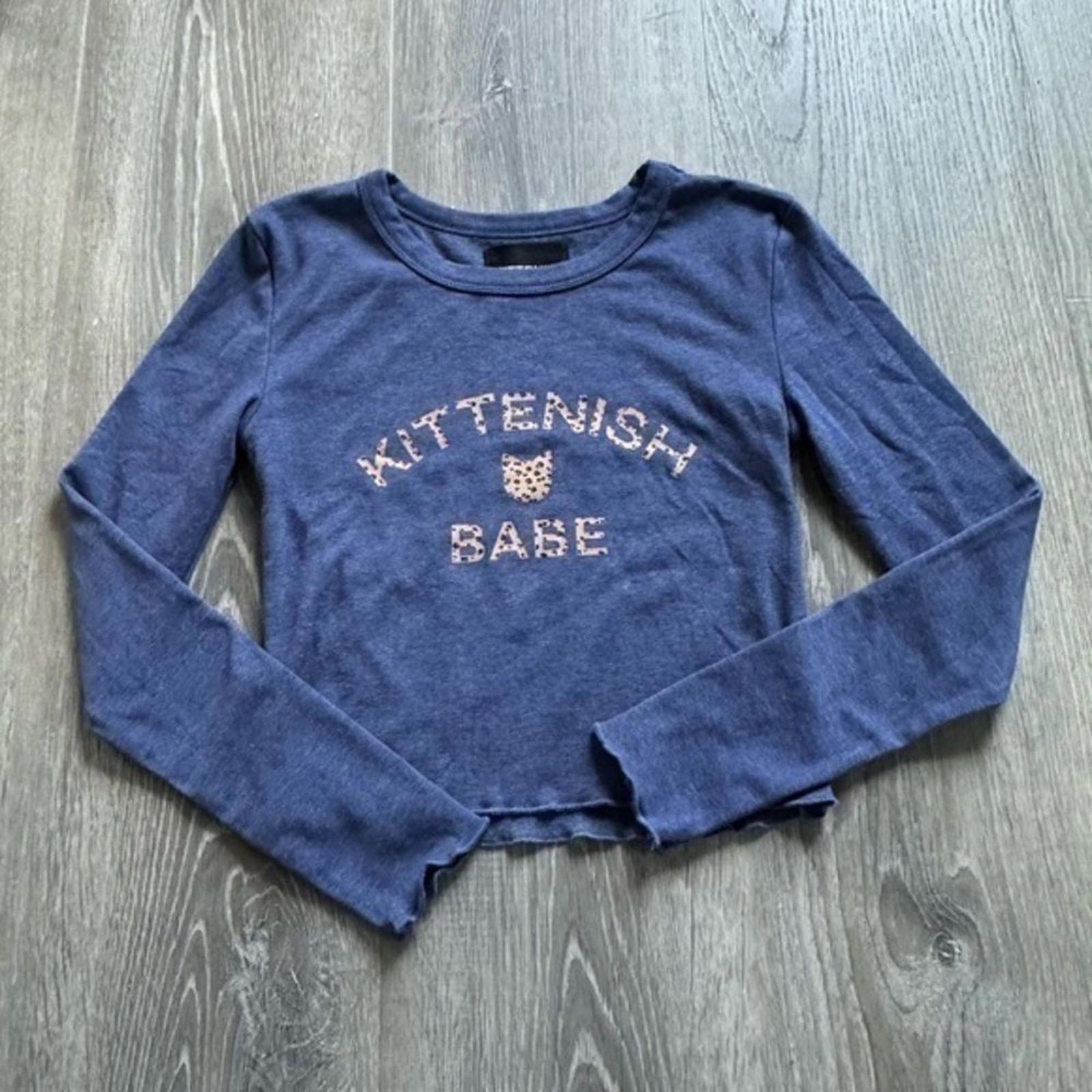 Kittenish Babe Long Sleeved Crop Top Size Small
