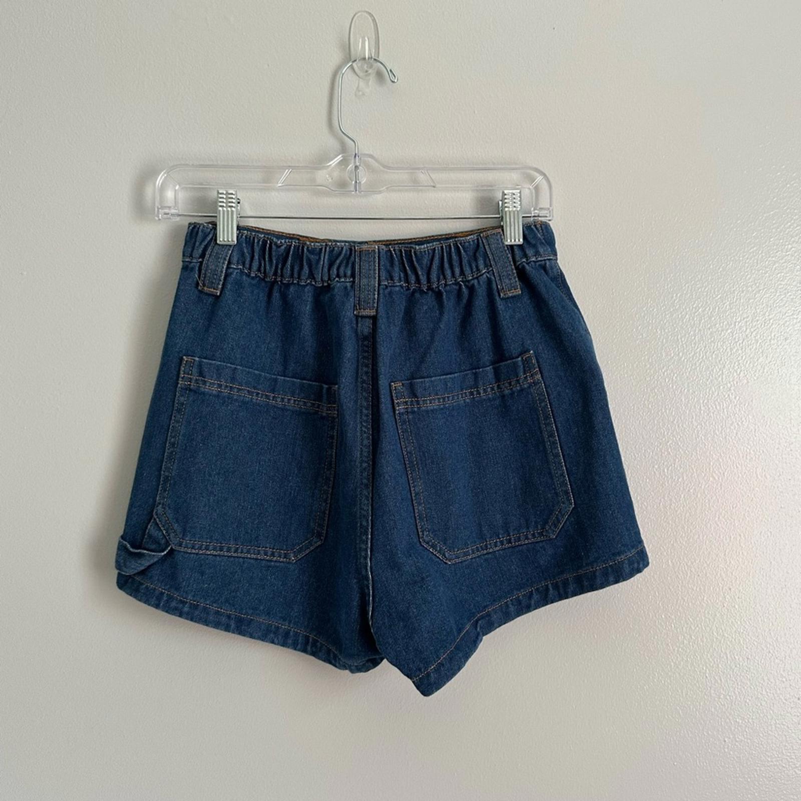 Super High Rise Utility Shorts Size 2 Extra Large Pockets