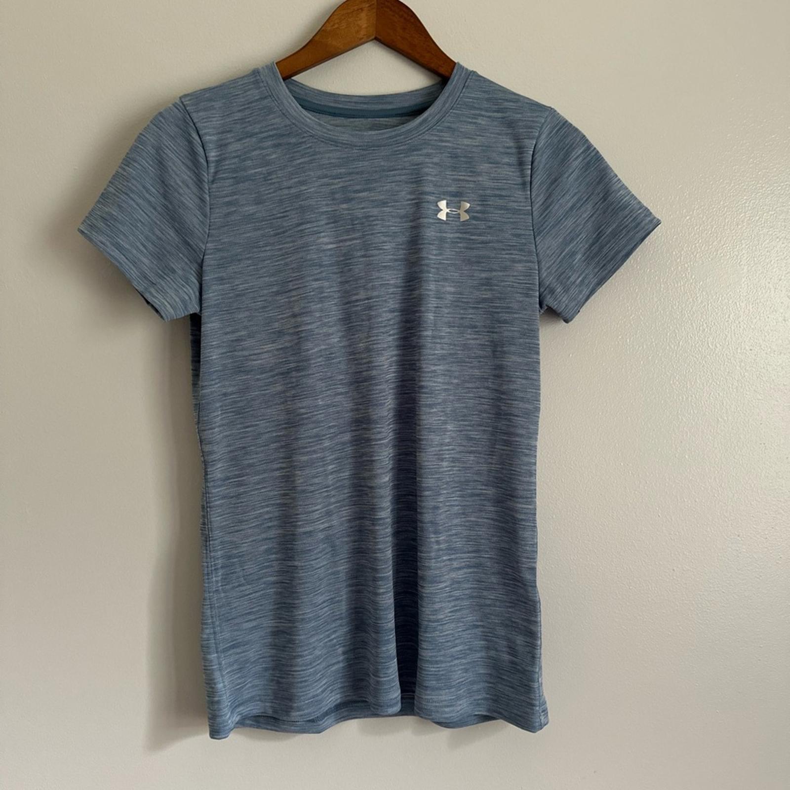 Under Armour Women's Blue T-Shirt Smart