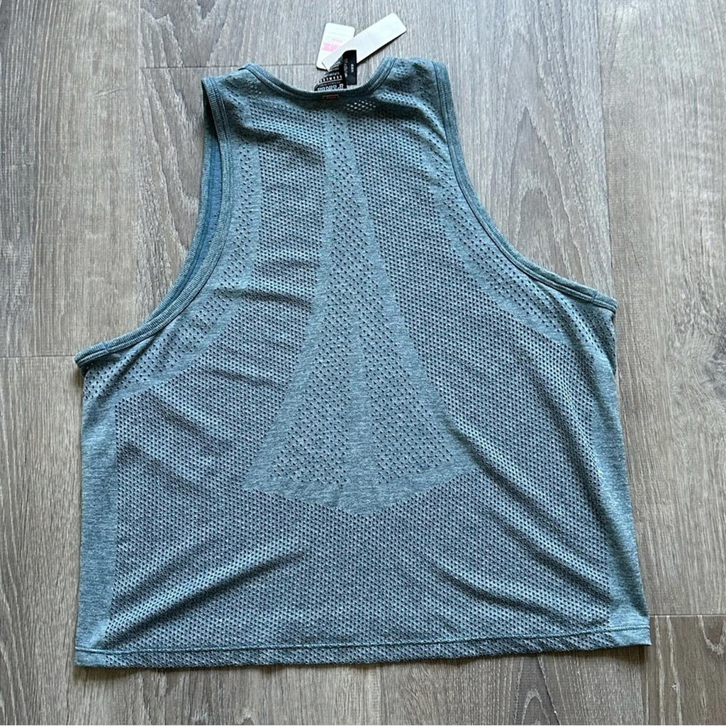 Victoria's Secret PINK Seamless Racerback Perforated Tank Size Small NWT