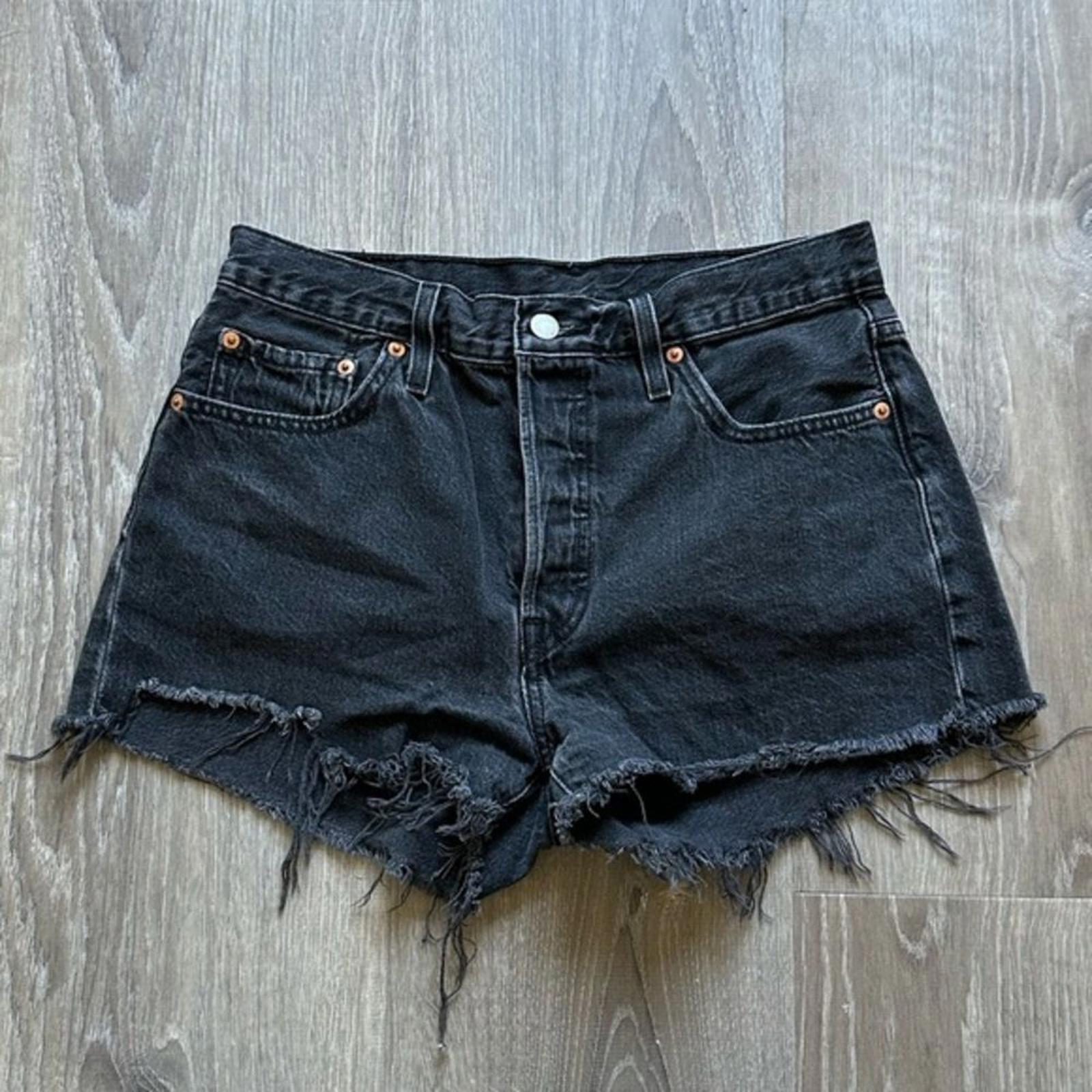 Levi’s 501 Raw Hem High Waisted Red Tab Black Denim Jeans Shorts Size 29
