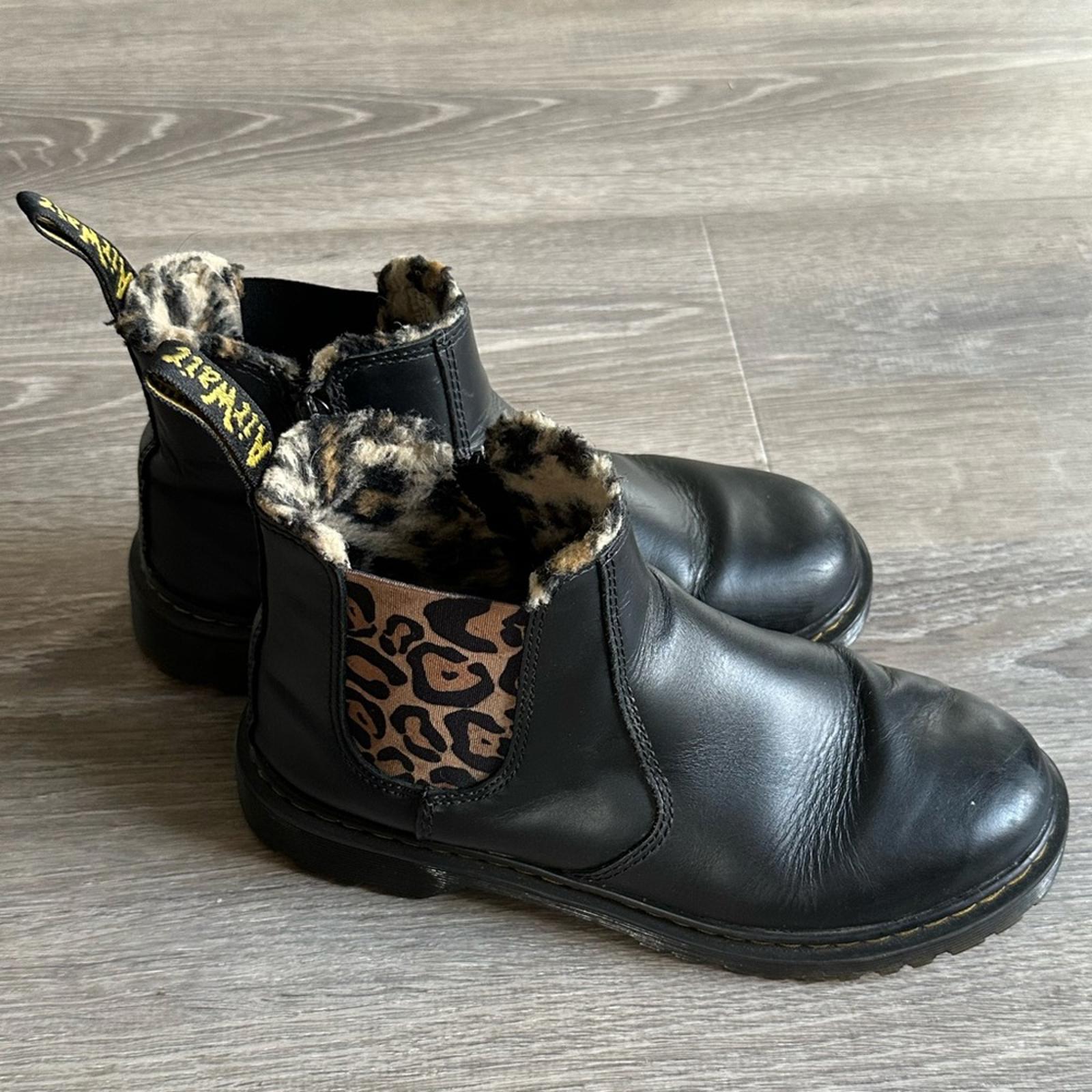 Dr Martens Airwair With Bouncing Soles Size 6 Pull On Animal Print Zip Boots